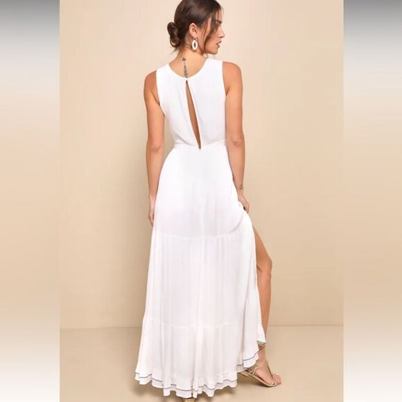 Lulu's XXS Maxi Dress White Embroidered Floral Vacation Cottage Coastal Boho - Picture 10 of 14